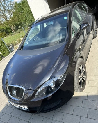 Seat Leon cena 13900 przebieg: 240497, rok produkcji 2007 z Miłomłyn małe 67